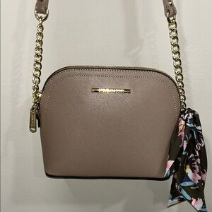 Steve Madden Taupe Crossbody Bag with Gold Chain